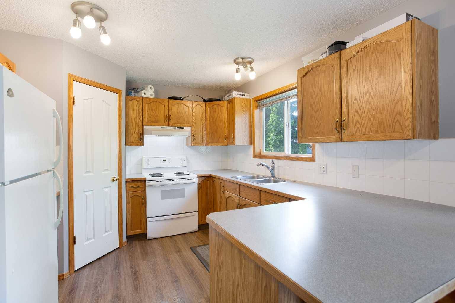 Cochrane, AB T4C 1S4,124 Quigley Close