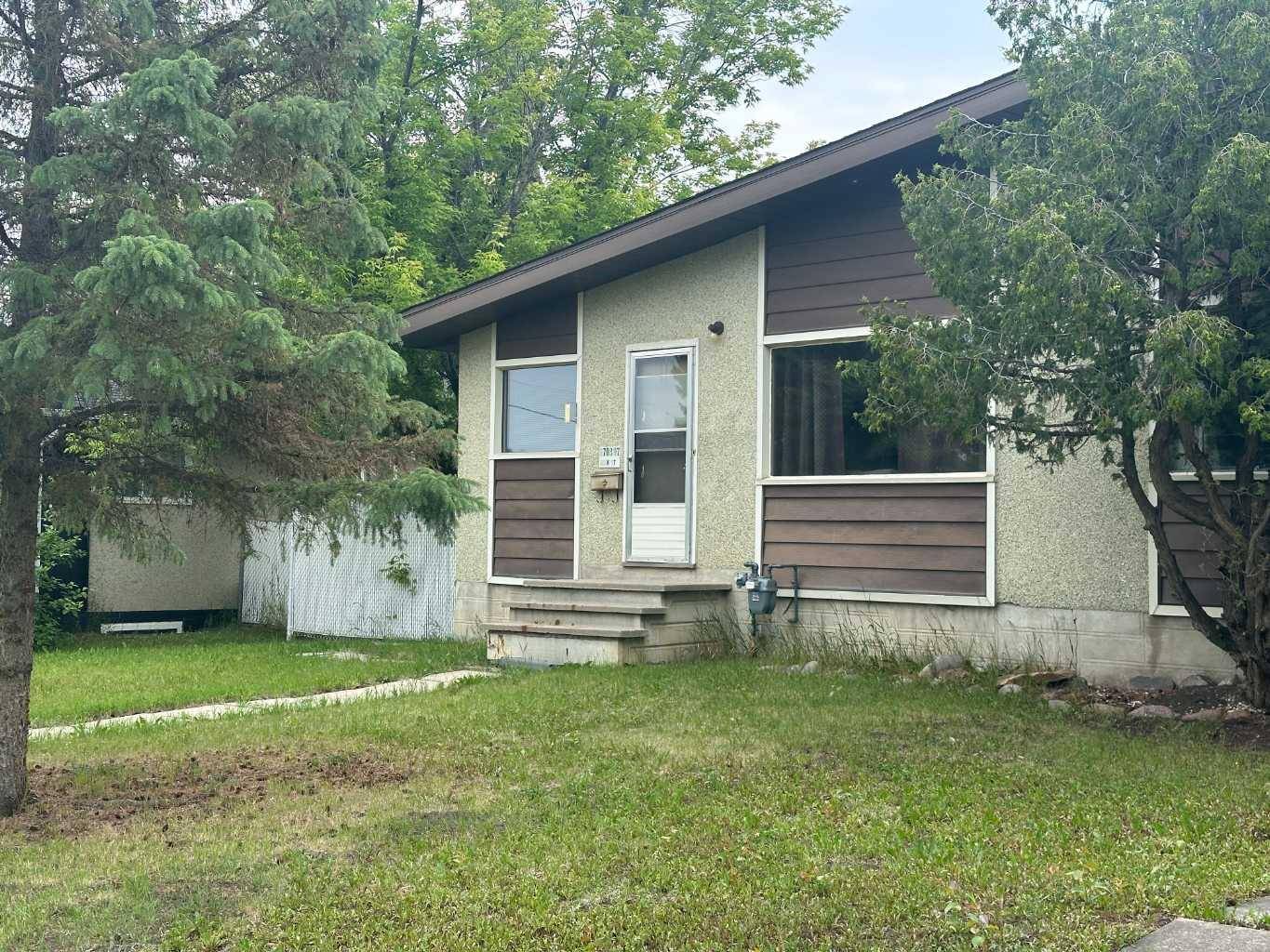8703 97 Park ST, Grande Prairie, AB T8V 2C4