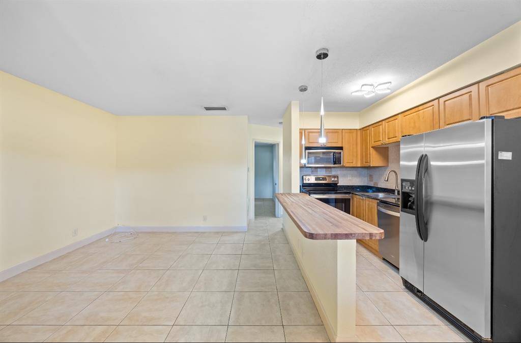 Wilton Manors, FL 33334,[StreetName,UnitNumber,StreetNumber,StreetDirPrefix]