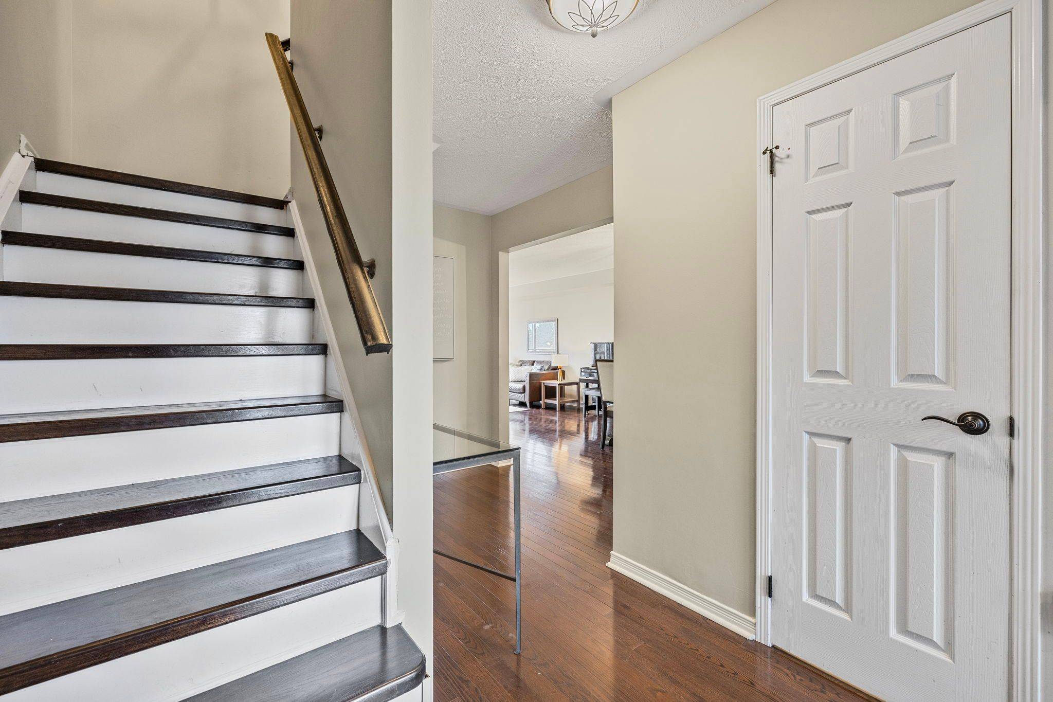Newmarket, ON L3X 2N3,382 Rannie RD