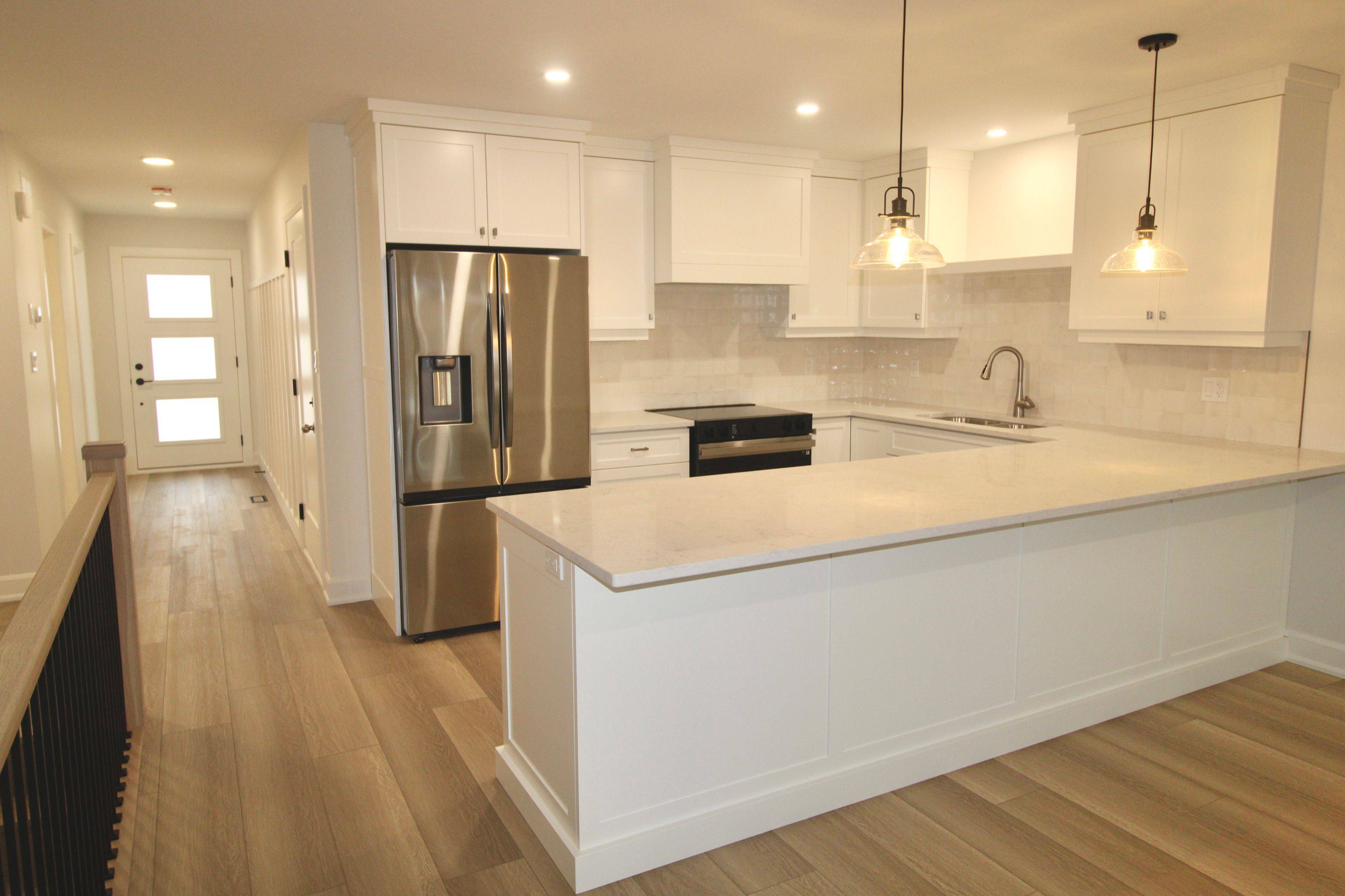Hanover, ON N4N 0C5,829 22ND Avenue A, N/A