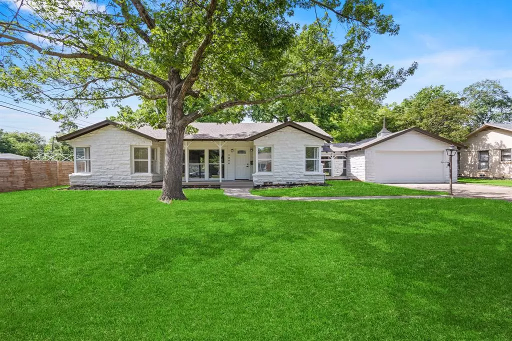 Arlington, TX 76013,1304 Barnes Drive