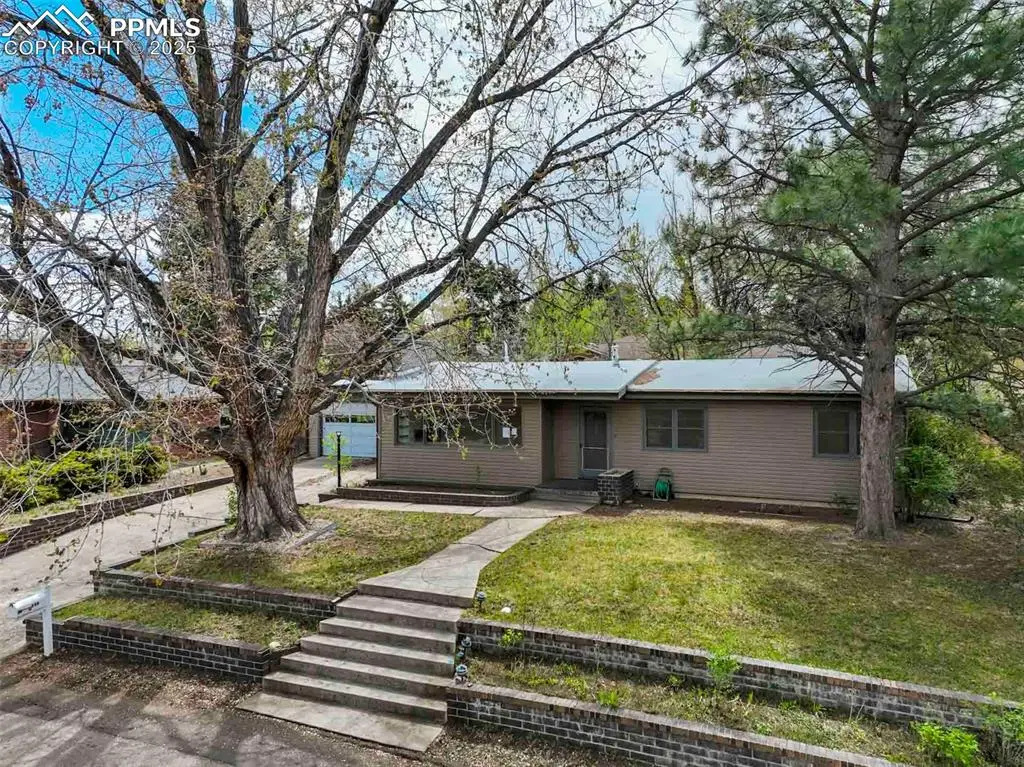 Colorado Springs, CO 80906,423 Pine AVE