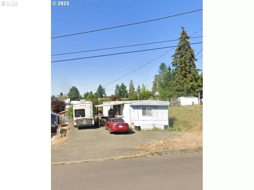 Oakland, OR 97462,403 NE 6TH ST