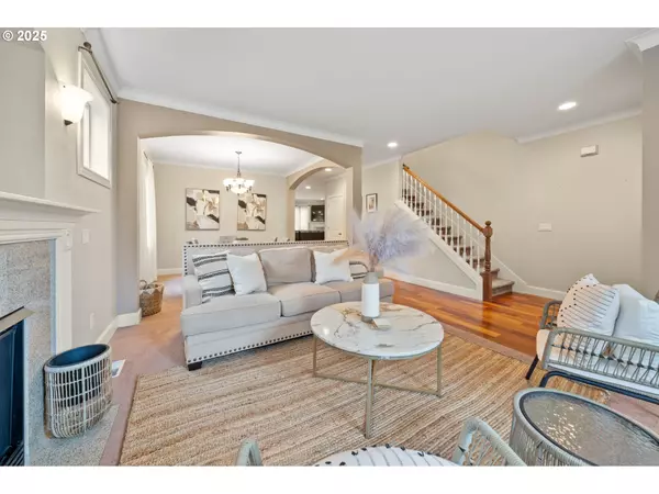 Lake Oswego, OR 97035,12647 SW 21ST CT