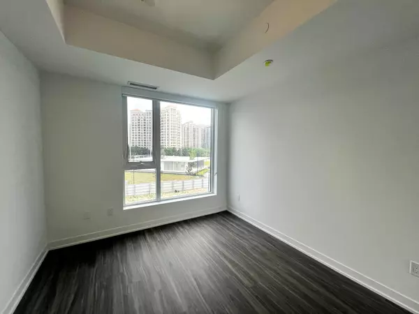 Vaughan, ON L4K 0R6,498 Caldari RD #335