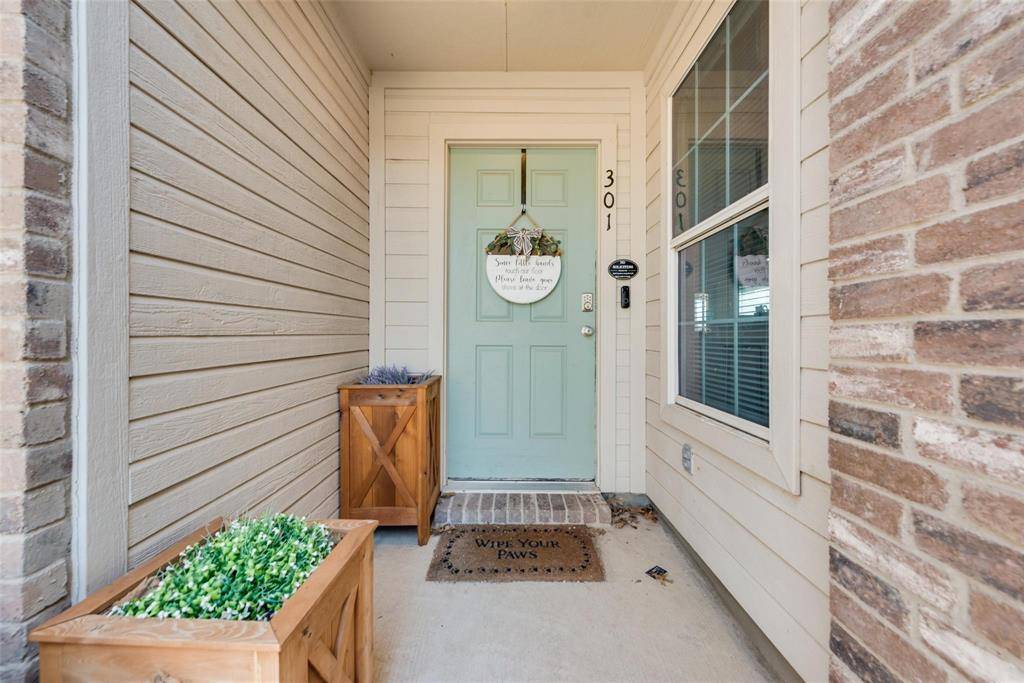 Burleson, TX 76028,301 Oxford Street