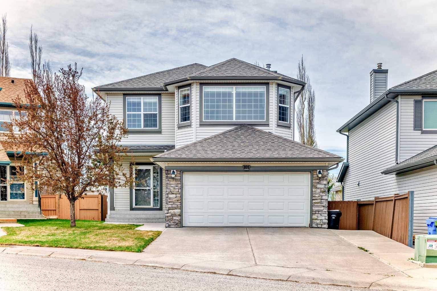 101 Rockbluff PL Northwest, Calgary, AB T3G 5B1