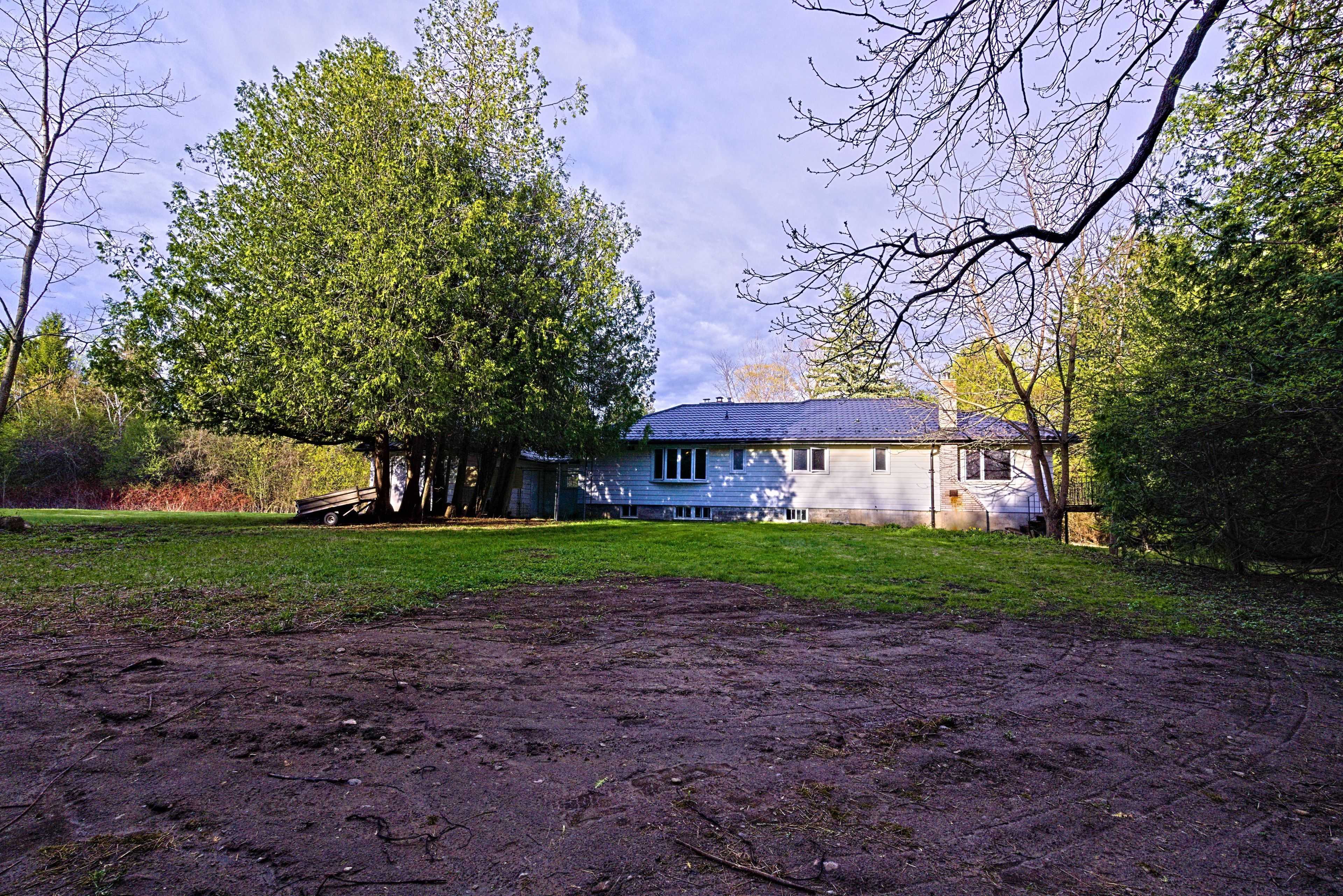 Clarington, ON L1E 2K4,192 Old Varcoe RD N