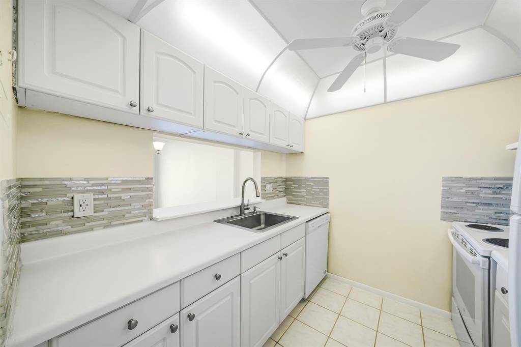 Pompano Beach, FL 33062,[StreetName,UnitNumber,StreetNumber,StreetDirPrefix]