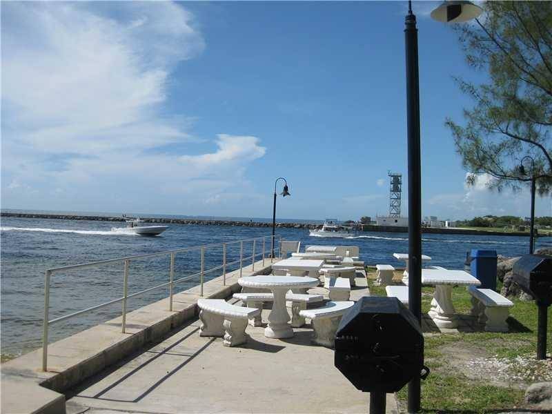 Fort Lauderdale, FL 33316,2100 S Ocean Dr #7B
