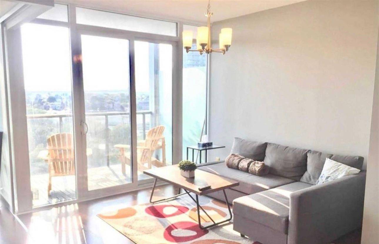Toronto W06, ON M8Y 0B5,88 Park Lawn RD #1203