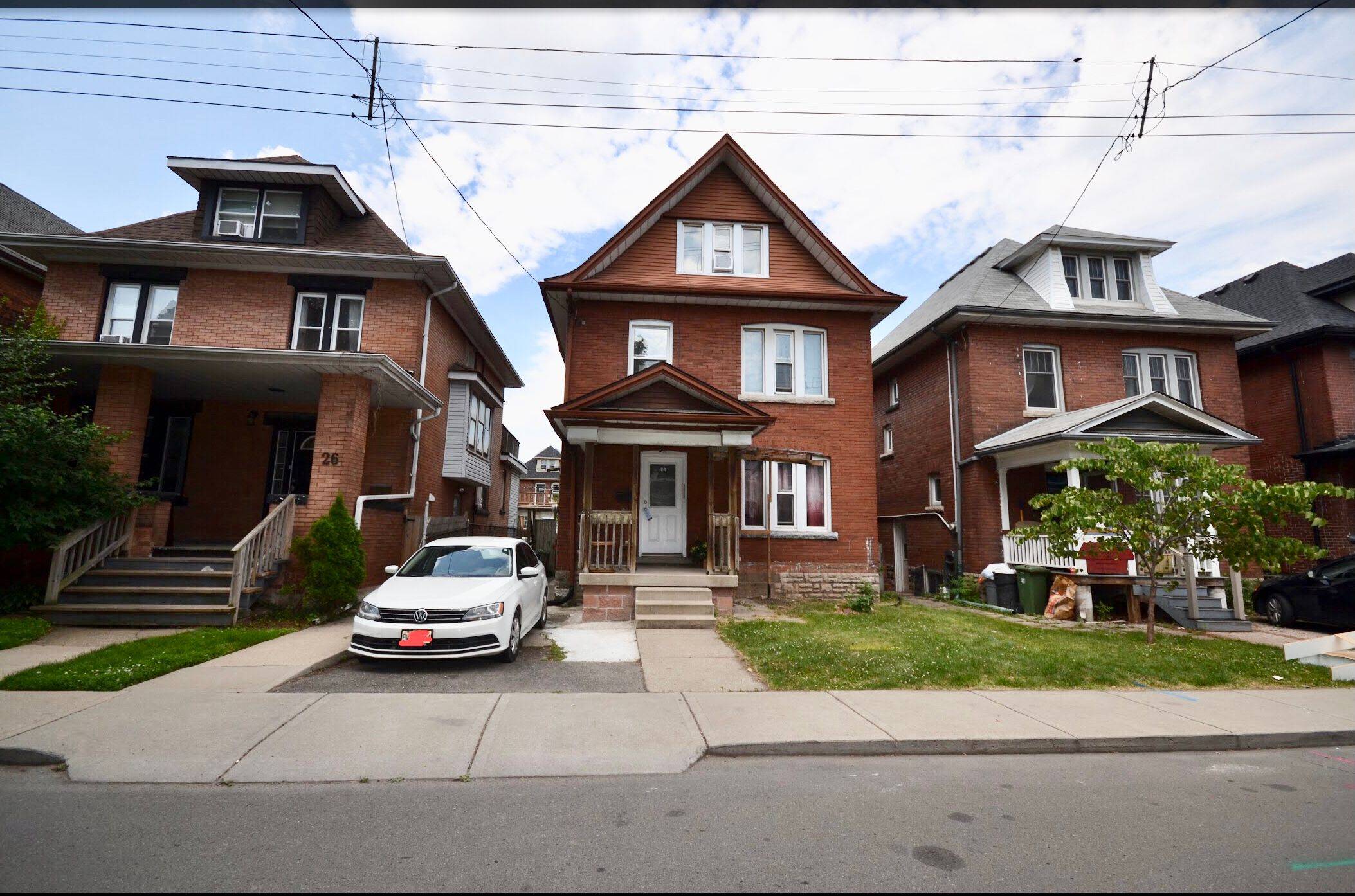 24 Spadina AVE W, Hamilton, ON L8M 2W9