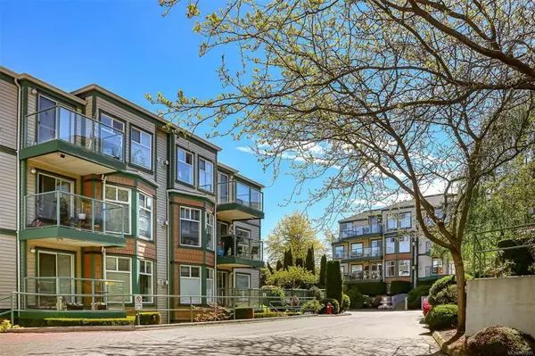Saanich, BC V8X 2W6,894 Vernon Ave #304