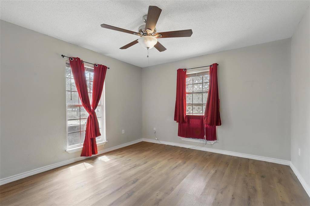 Mineral Wells, TX 76067,446 Montgomery Road