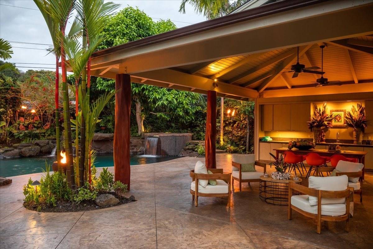 Kailua-kona, HI 96740,78-7234 PUULOA RD