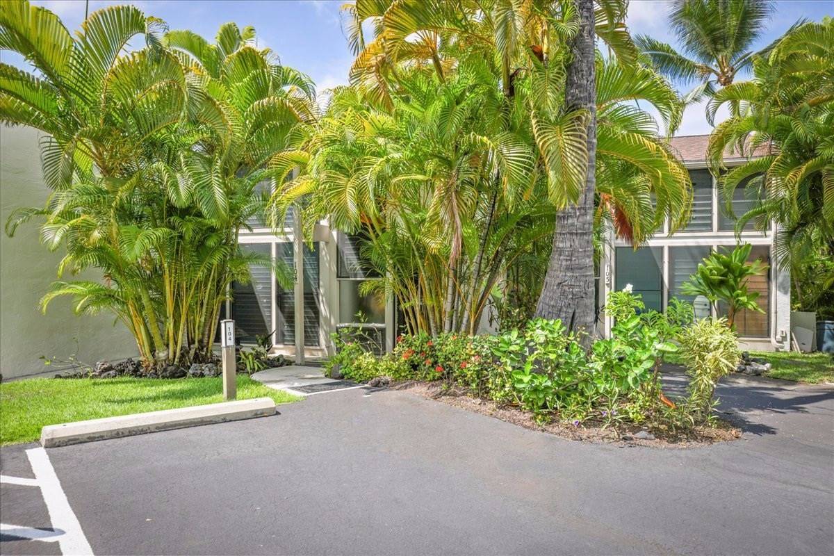 78-7039 KAMEHAMEHA III RD #104, Kailua-kona, HI 96739