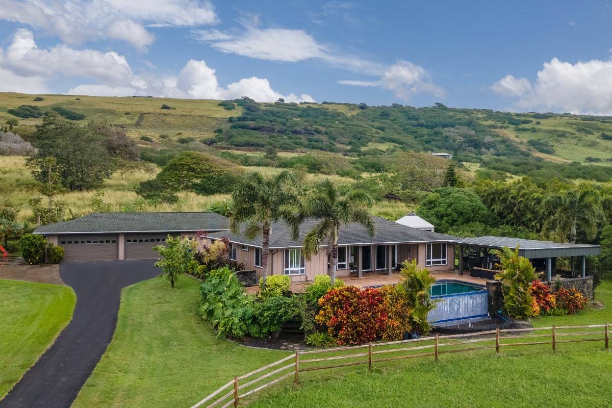 95-5404 MAMALAHOA HIGHWAY, Naalehu, HI 96772