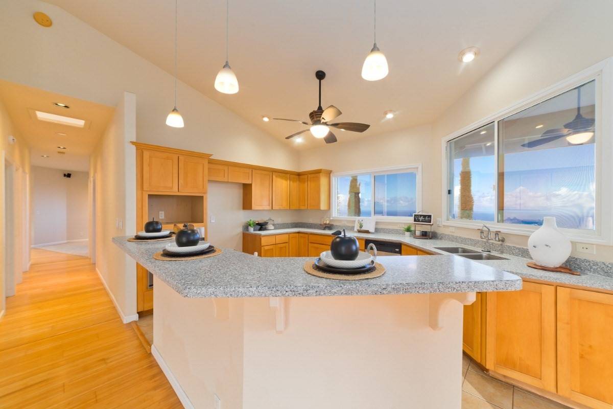 81-976 HALE KEEKEE PL, Kealakekua, HI 96750