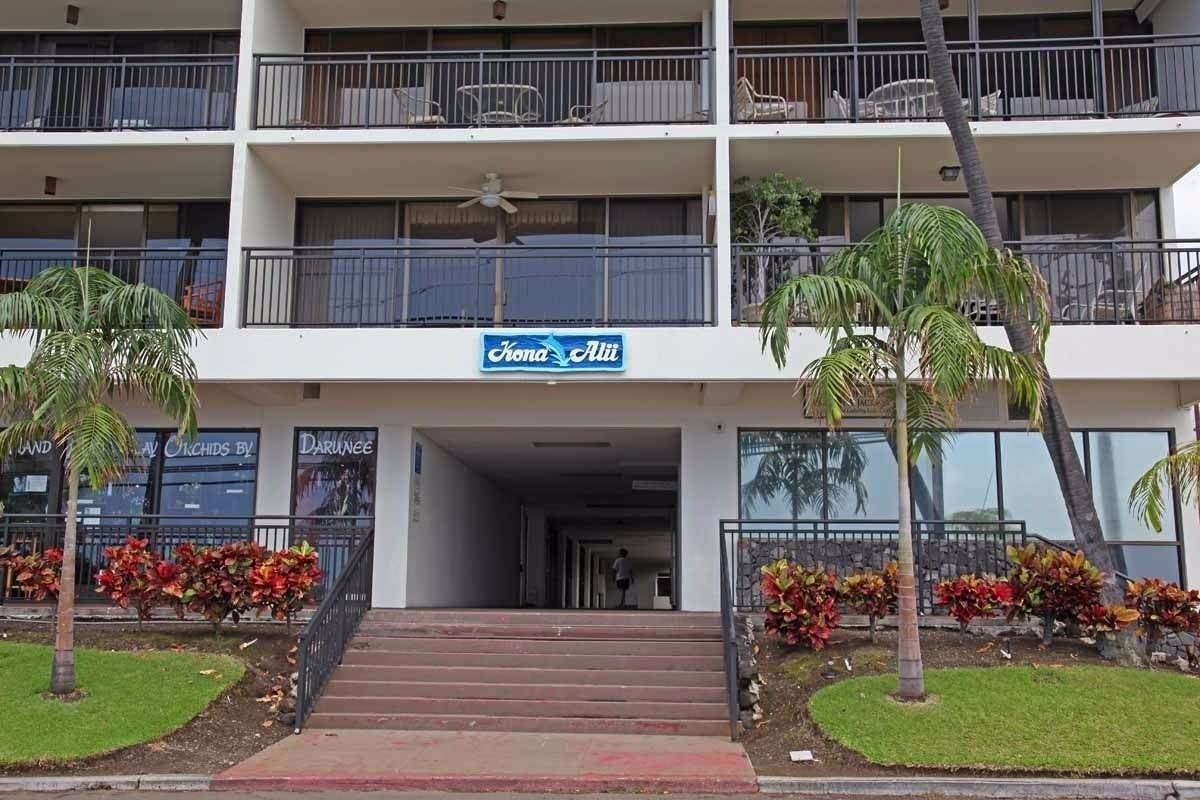 75-5782 KUAKINI HIGHWAY #603, Kailua-kona, HI 96740