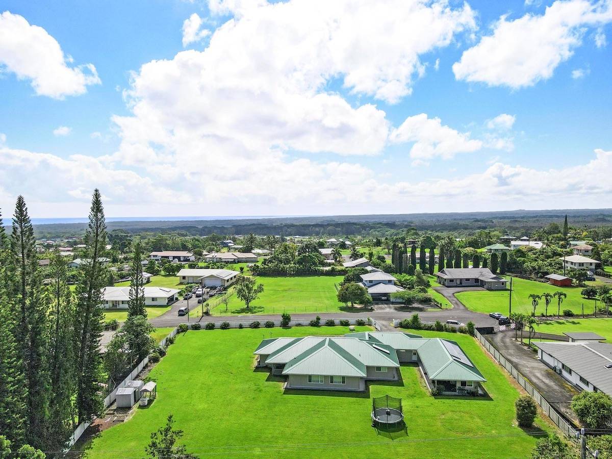17-105 IPUAIWAHA PL, Keaau, HI 96749