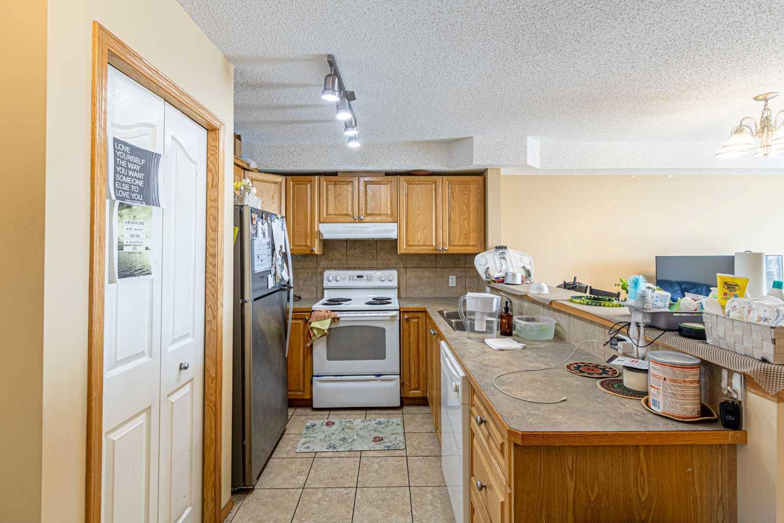 Calgary, AB T3J 5J1,92 Saddletree CT NE #308