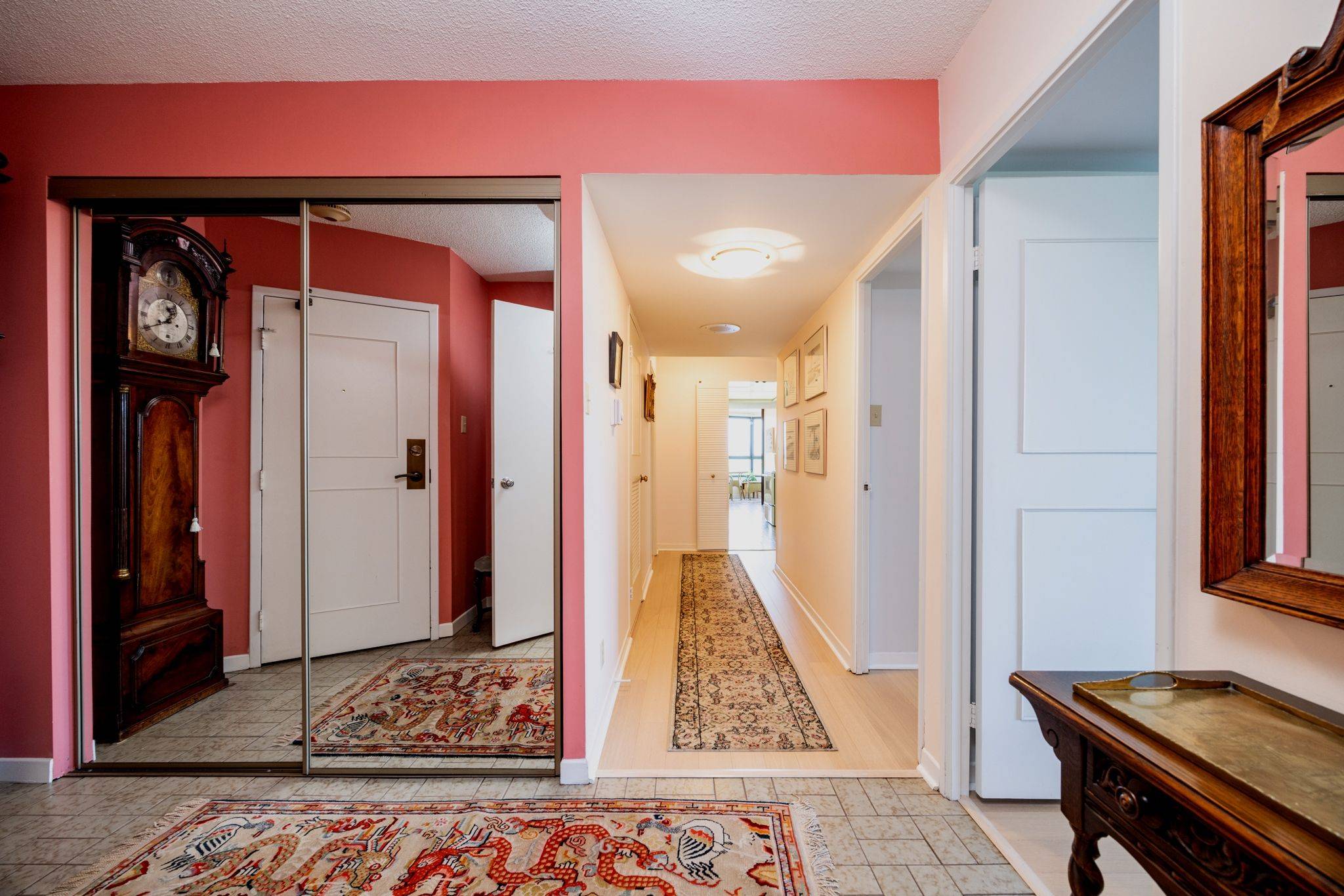 Mississauga, ON L4Y 3Z2,1300 Bloor ST #810