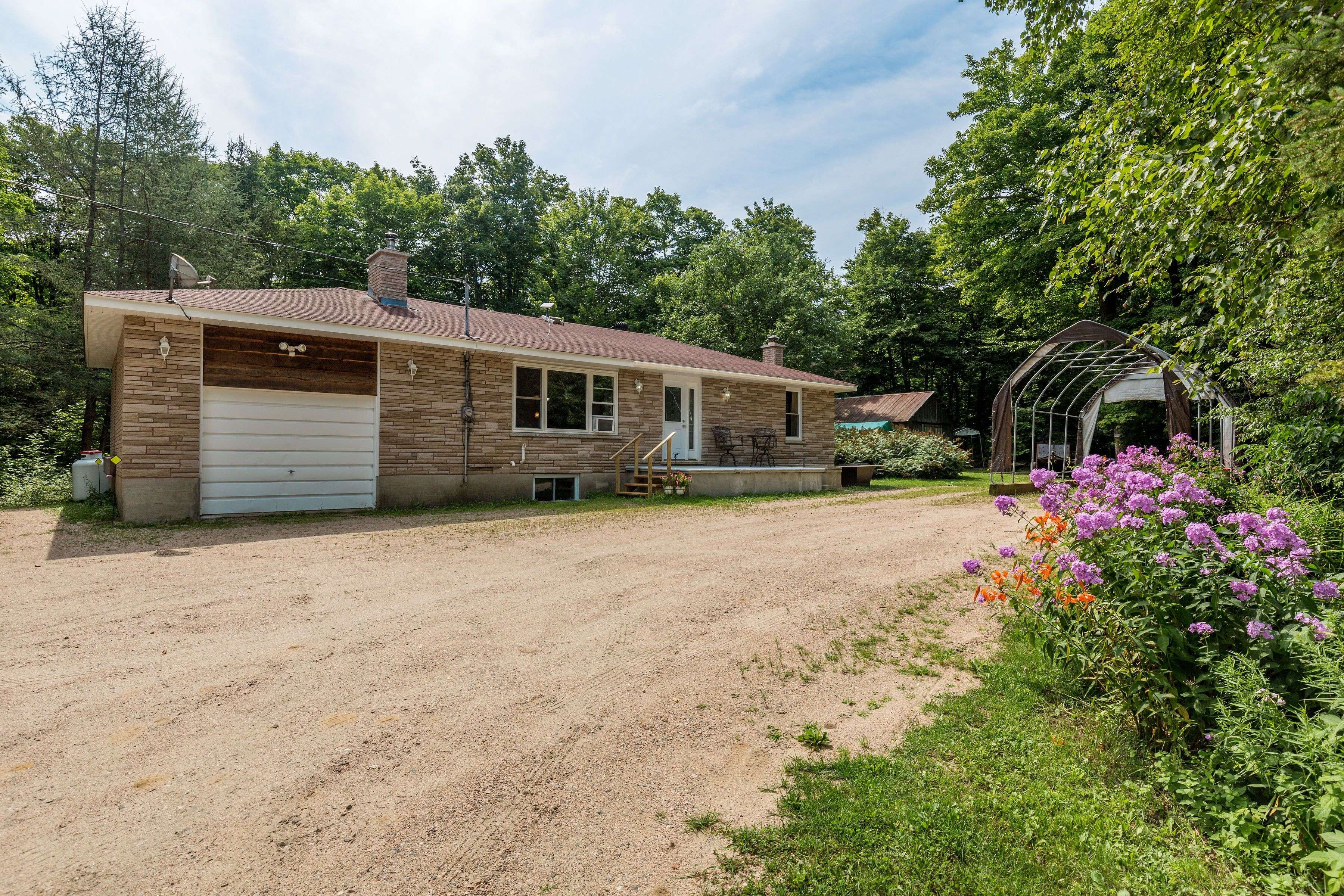 Machar, ON P0A 1X0,1643 Eagle Lake RD