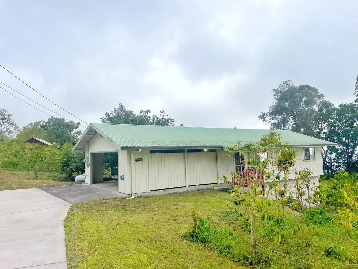 Captain Cook, HI 96704,82-1168 GREENWELL MOUNTAIN RD