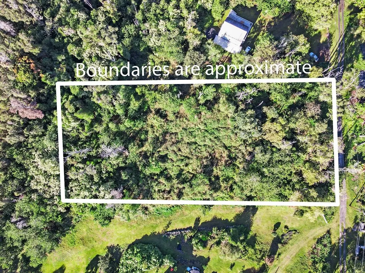 HUANUI RD, Captain Cook, HI 96704