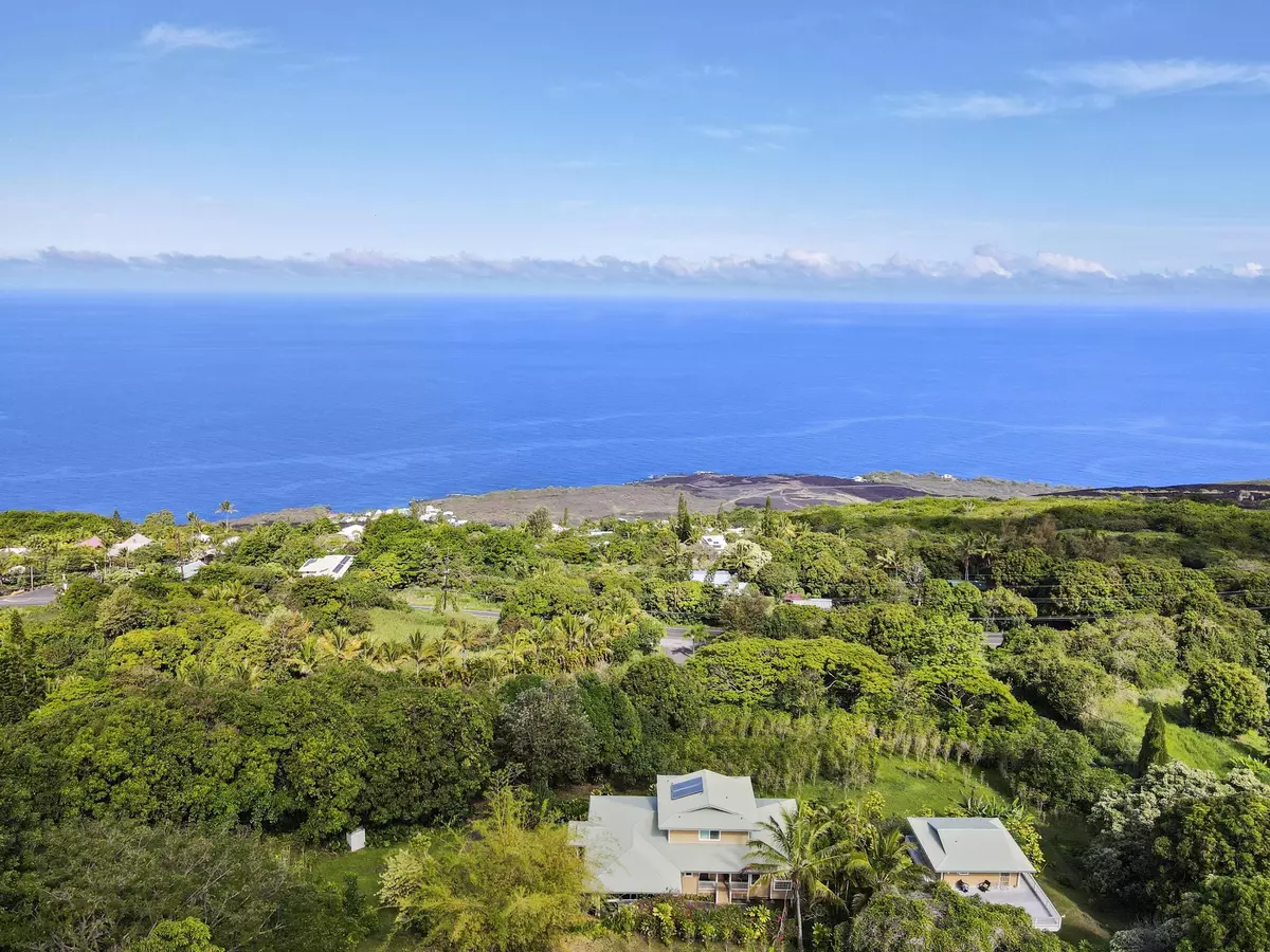 Captain Cook, HI 96704,87-524 KAOHE MAUKA RD