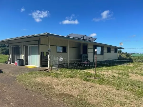 17-492 VOLCANO RD, Kurtistown, HI 96760