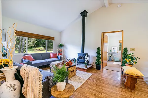 Volcano, HI 96785,99-1805 KILAU WY