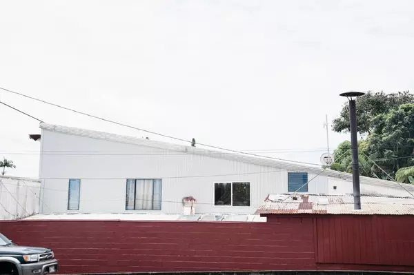 Honomu, HI 96728,28-1672 OLD MAMALAHOA HWY