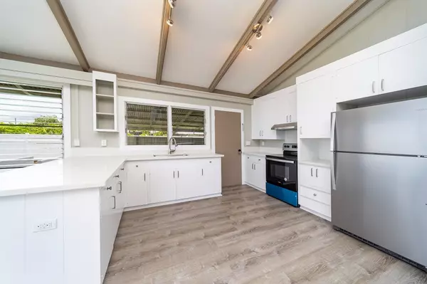 Hilo, HI 96720,115 S WILDER RD