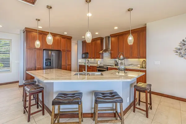 76-4334 KINAU ST, Kailua Kona, HI 96740