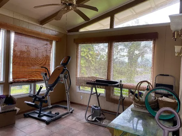 Pahoa, HI 96778,16-2053 UILANI DR