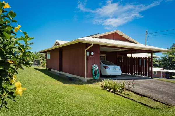 Honomu, HI 96728,28-1121 PUA ST