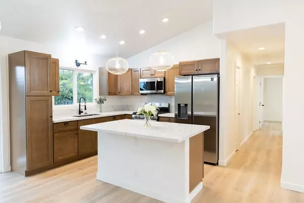 Pahoa, HI 96778,16-2144 ALOHA DR