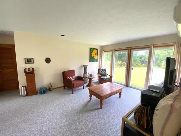 Pahoa, HI 96778,15-2787 INA ST