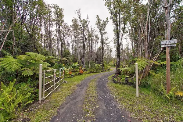 Volcano, HI 96785,11-2272 MAKOA RD