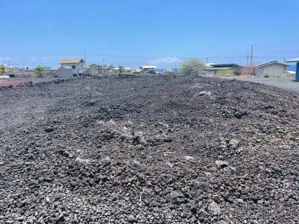 EHIKU AVE, Captain Cook, HI 96704