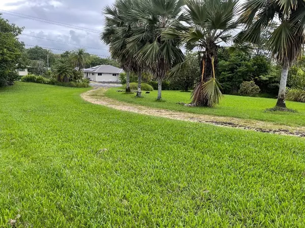 1007 KOMOHANA STREET, Hilo, HI 96720