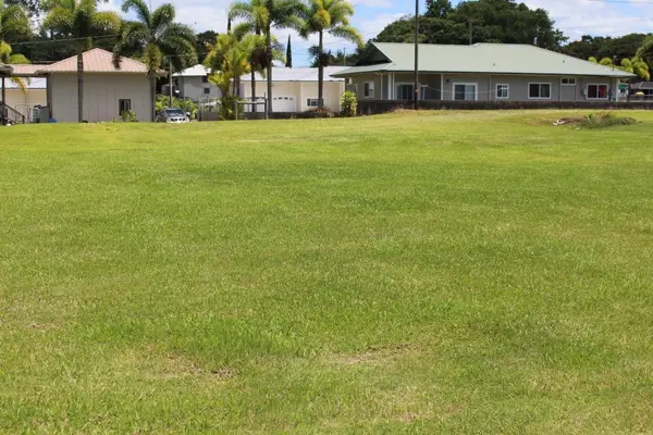 KILAUEA AVE, Hilo, HI 96720