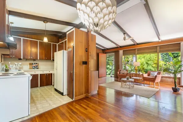 Honomu, HI 96728,28-247 KALANI LP RD