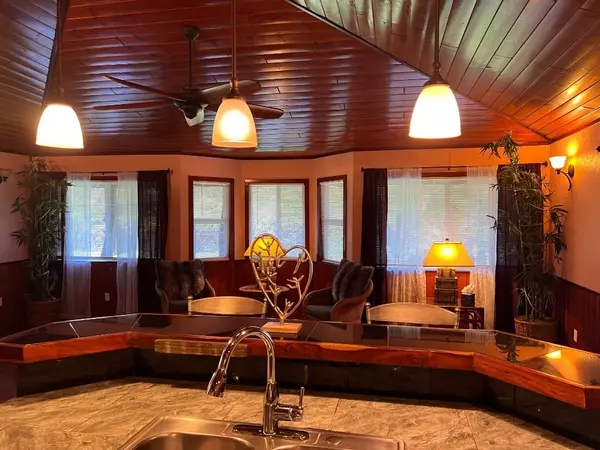 Volcano, HI 96785,11-2078 KOKOKAHI RD