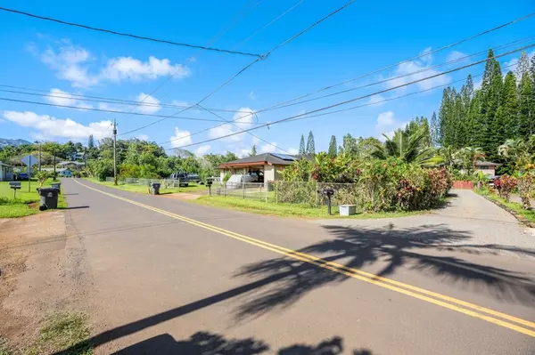 Kapaa, HI 96746,6409-A OPAEKAA RD #2