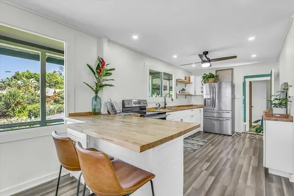 81-1010 MELEANA PL, Kealakekua, HI 96750