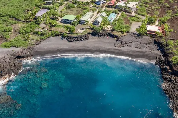 ILI ILI RD, Captain Cook, HI 96704