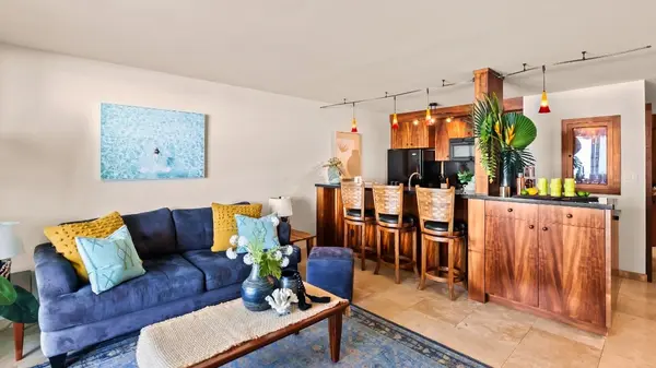 75-5888 Ali‘i Dr #D17, Kailua-kona, HI 96740